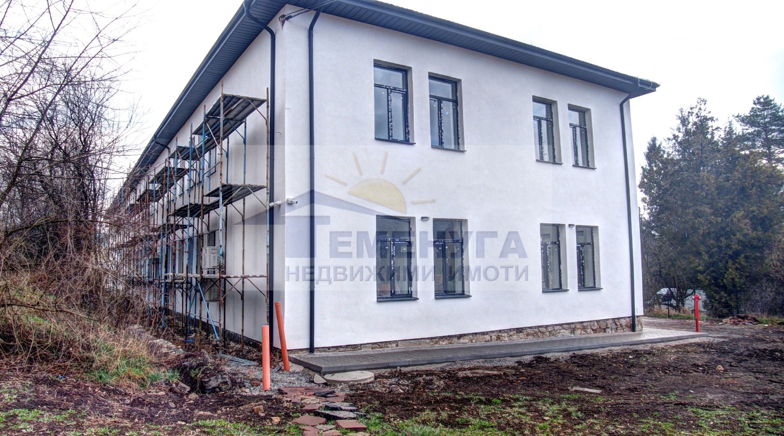 Продава БИЗНЕС ИМОТ, гр. Брезник, област Перник, снимка 2 - Други - 53767617