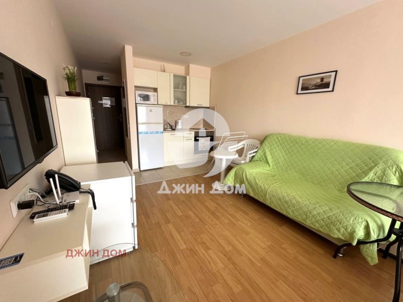 Продава  1-стаен област Бургас , гр. Свети Влас , 45 кв.м | 51920919 - изображение [2]