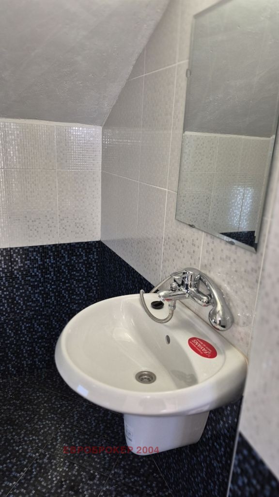 Продава КЪЩА, с. Кладница, област Перник, снимка 10 - Къщи - 52373280