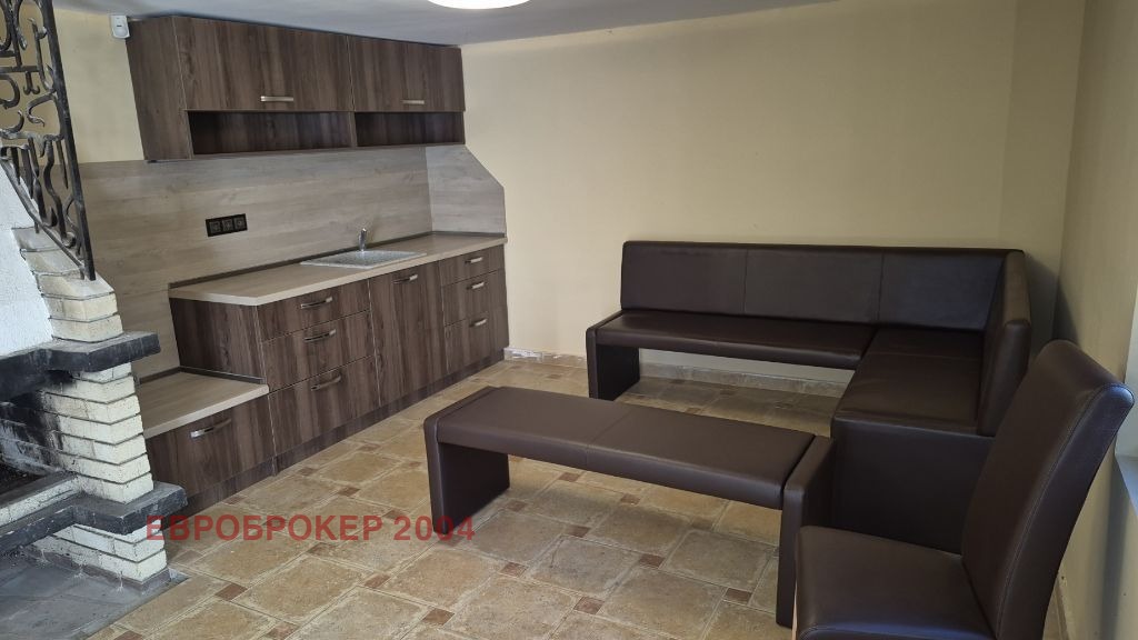 Продава КЪЩА, с. Кладница, област Перник, снимка 2 - Къщи - 52373280