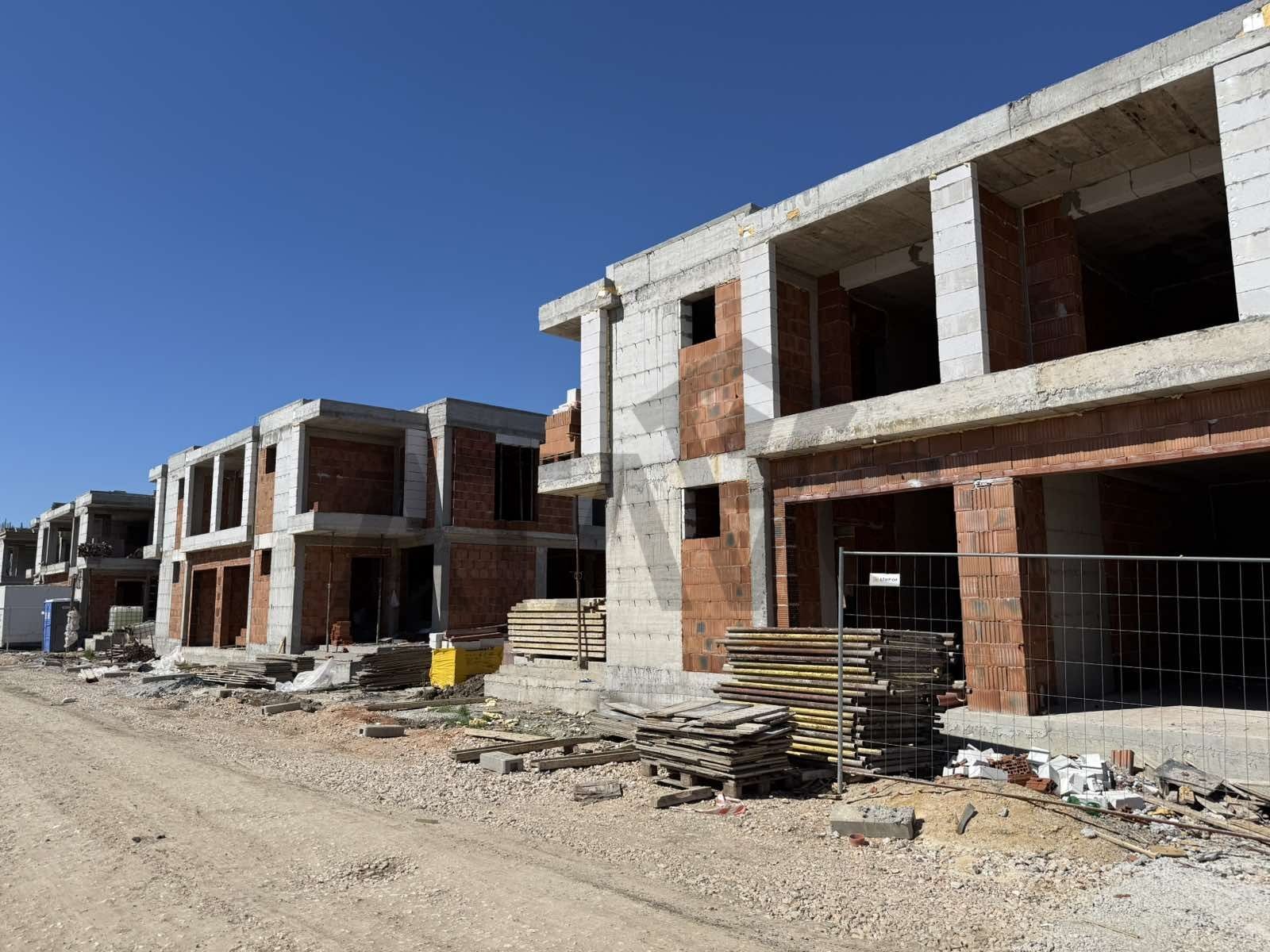 Продава КЪЩА, гр. Пловдив, Беломорски, снимка 2 - Къщи - 54223172