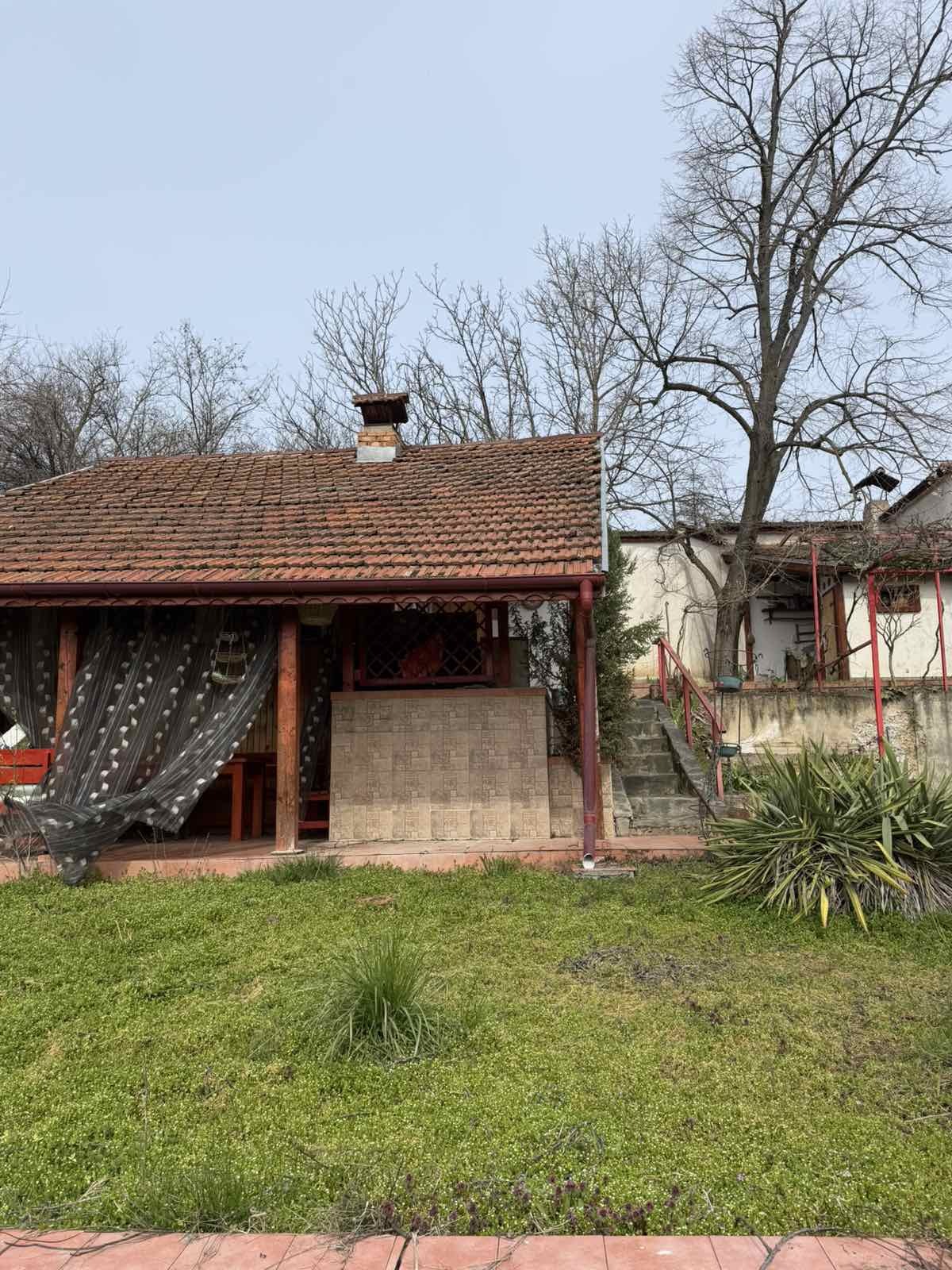 Продава ВИЛА, гр. Плевен, м-т Орлето, снимка 4 - Вили - 54088734