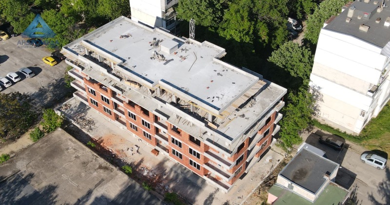 En venta  1 dormitorio Pleven , Storgoziya , 91 metros cuadrados | 50985159