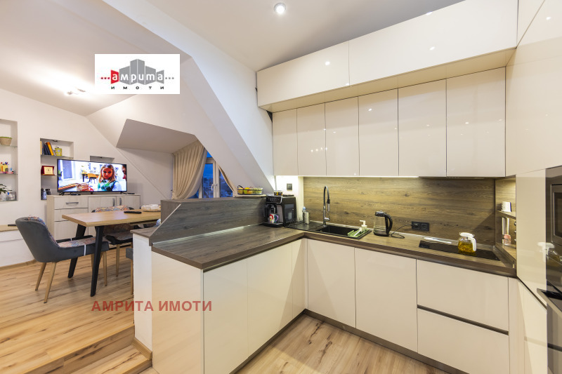 Продава 3-СТАЕН, гр. София, Борово