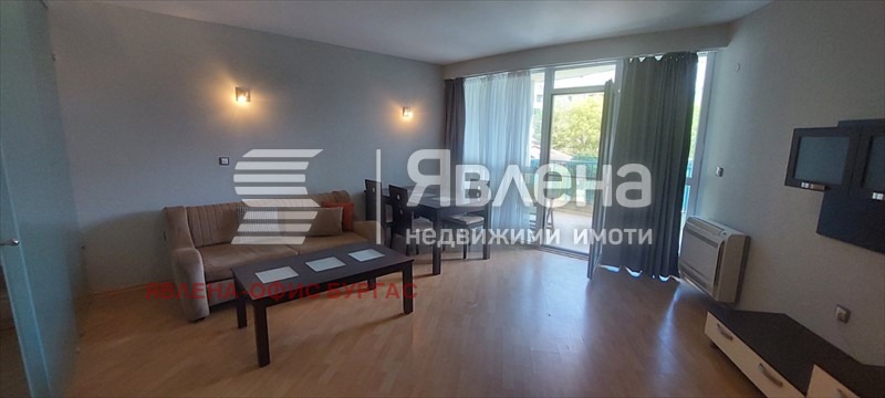 Продава 3-СТАЕН, гр. Поморие, област Бургас, снимка 2 - Апартаменти - 54459030