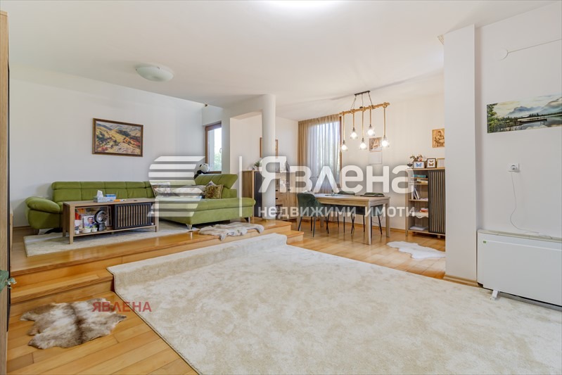 Продава КЪЩА, гр. София, м-т Камбаните, снимка 5 - Къщи - 56300455