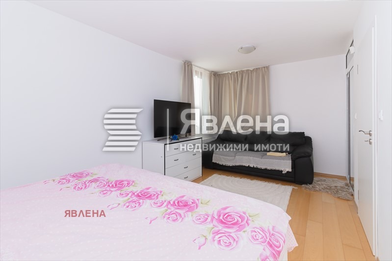 Продава КЪЩА, гр. София, м-т Камбаните, снимка 11 - Къщи - 56300455