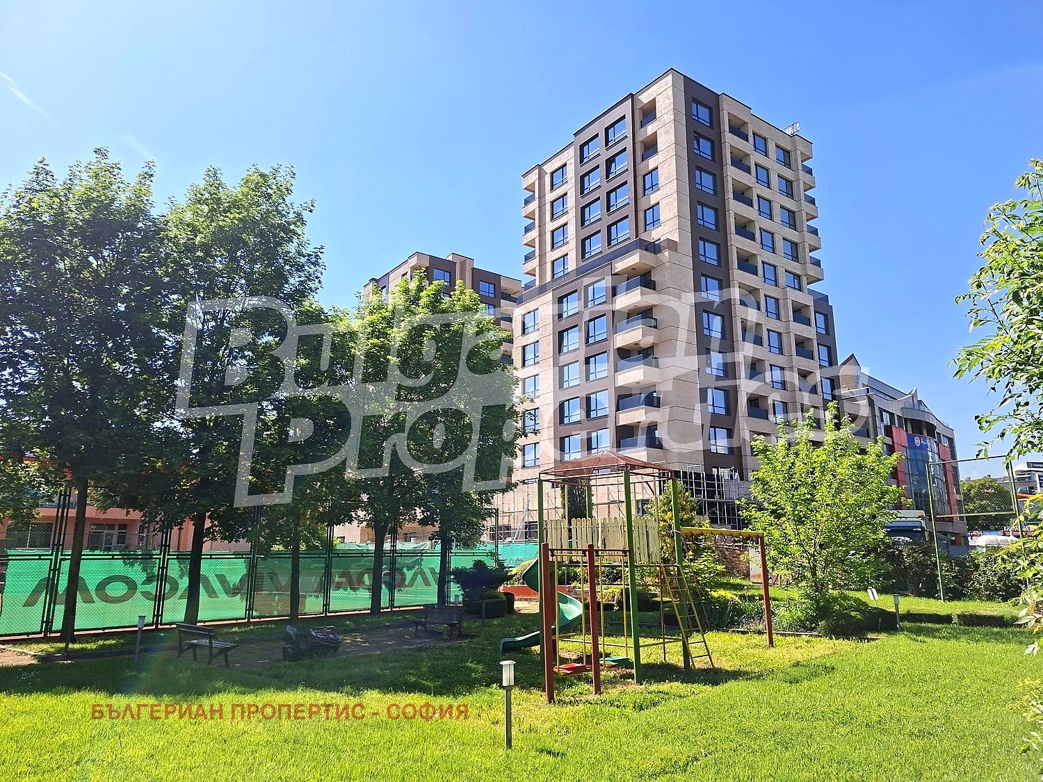 Продава 2-СТАЕН, гр. София, Младост 1А