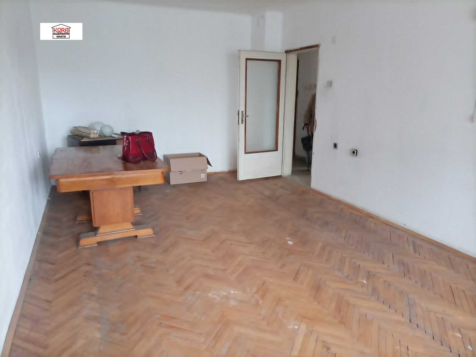 Продава 3-СТАЕН, гр. Плевен, Широк център, снимка 3 - Апартаменти - 54469528