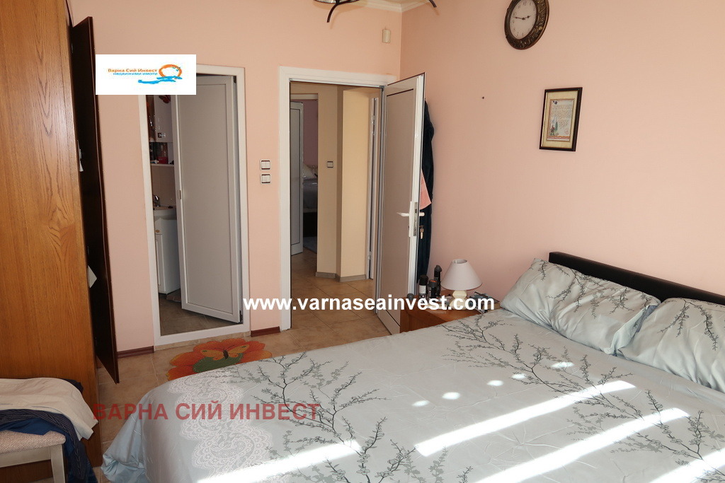 Продава КЪЩА, с. Соколово, област Добрич, снимка 13 - Къщи - 56140703