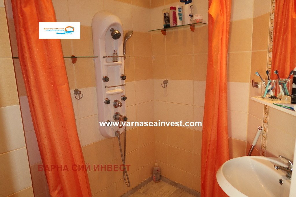 Продава КЪЩА, с. Соколово, област Добрич, снимка 14 - Къщи - 56140703