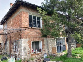 Продажба на имоти в с. Стряма, област Пловдив - изображение 14 
