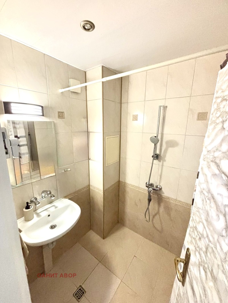 Продава 3-СТАЕН, гр. София, Център, снимка 5 - Апартаменти - 52420627