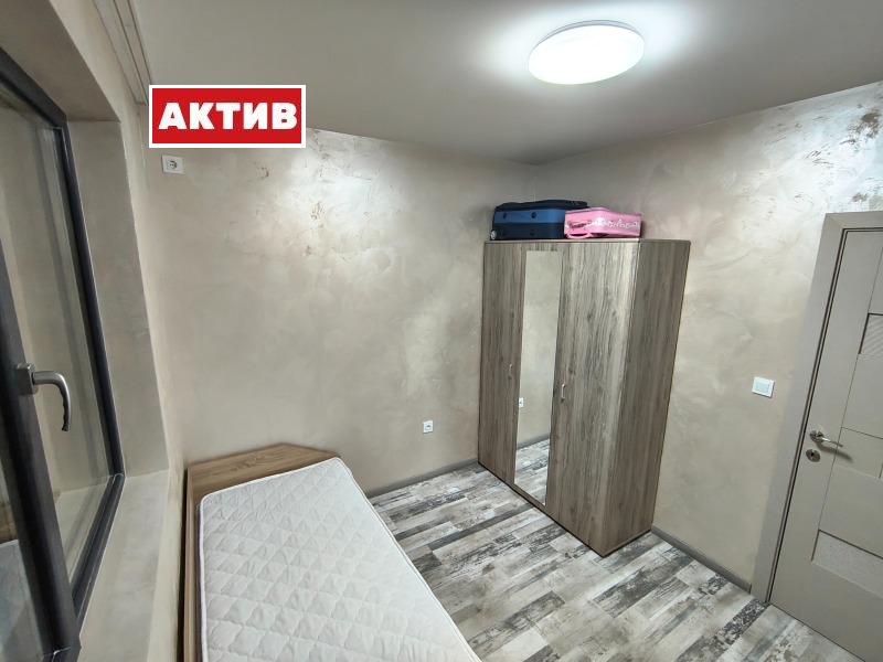 Продава 3-СТАЕН, гр. Търговище, Вароша, снимка 4 - Апартаменти - 53581193