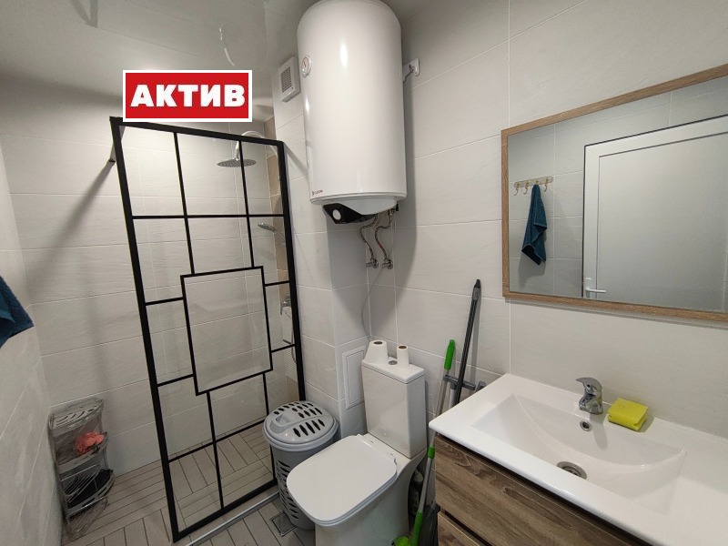 Продава 3-СТАЕН, гр. Търговище, Вароша, снимка 8 - Апартаменти - 53581193