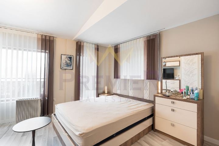 Продава 3-СТАЕН, гр. Варна, Бриз, снимка 4 - Апартаменти - 53718664