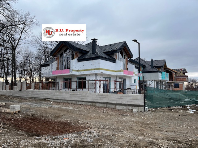 Продава  Къща област Перник , с. Кладница , 242 кв.м | 71001345 - изображение [5]