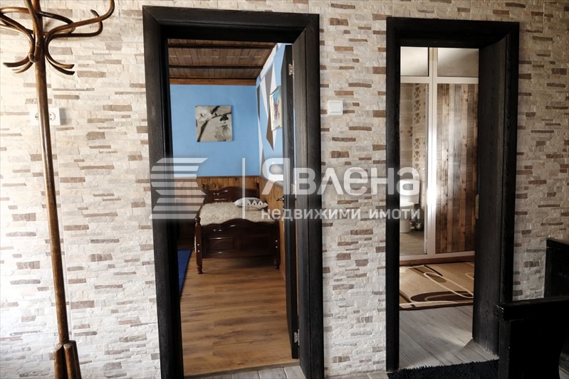 Продава КЪЩА, с. Свежен, област Пловдив, снимка 14 - Къщи - 54459231