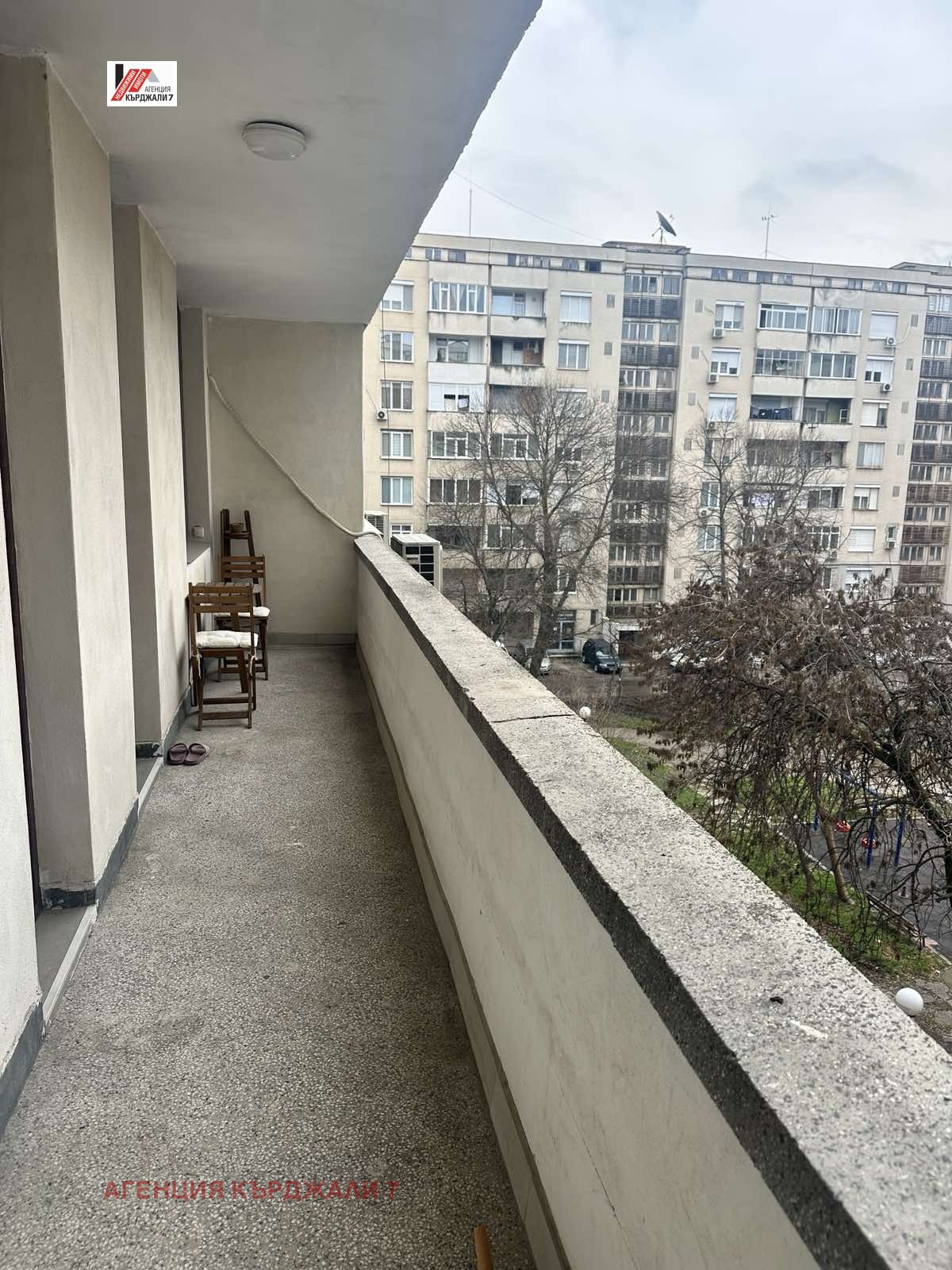 Продава 2-СТАЕН, гр. Кърджали, Център, снимка 5 - Апартаменти - 54627837
