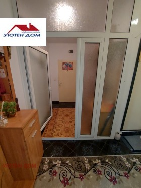 1 quarto Everest, Chumen