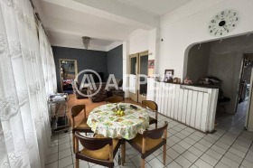 3+ bedroom Tsentar, Sofia