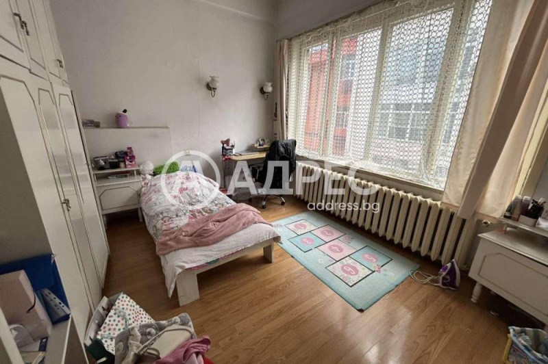 Zu verkaufen  3+ Schlafzimmer Sofia , Zentar , 136 qm | 77074451 - Bild [2]