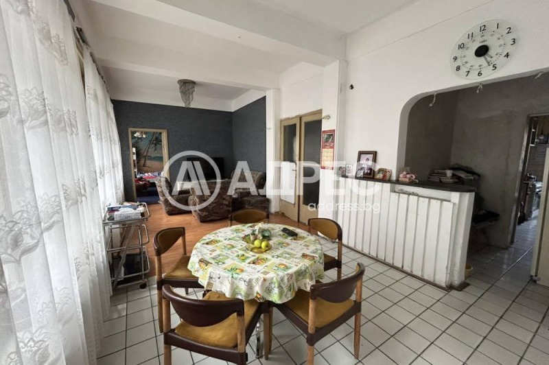 Zu verkaufen  3+ Schlafzimmer Sofia , Zentar , 136 qm | 77074451