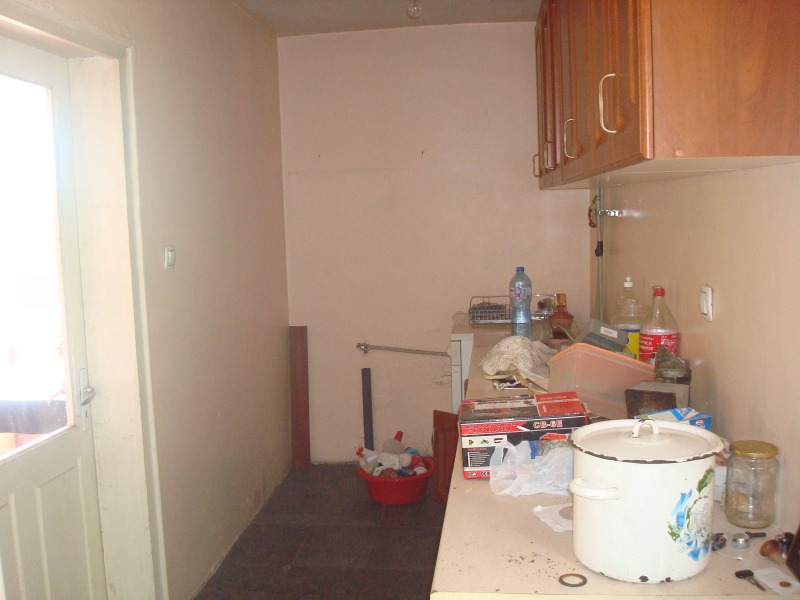 Продава КЪЩА, гр. София, с. Герман, снимка 6 - Къщи - 52469309
