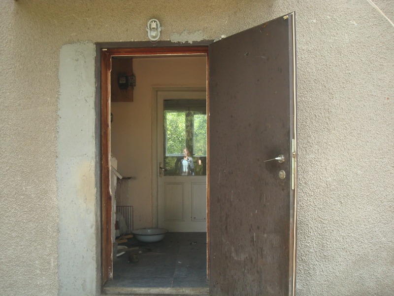 Продава КЪЩА, гр. София, с. Герман, снимка 5 - Къщи - 52469309