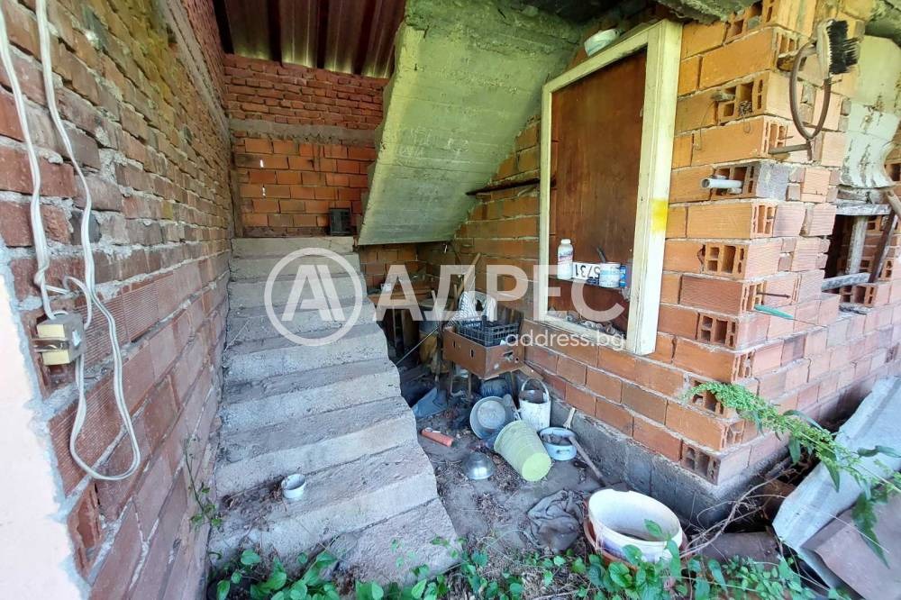 Продава КЪЩА, с. Горна Гращица, област Кюстендил, снимка 16 - Къщи - 54640640