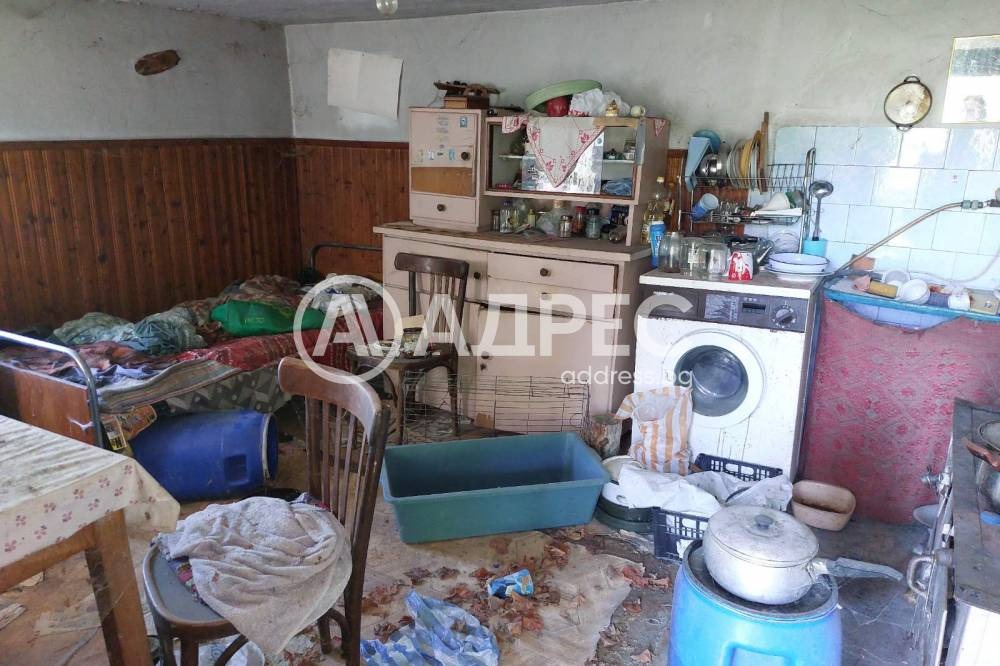 Продава КЪЩА, с. Горна Гращица, област Кюстендил, снимка 11 - Къщи - 54640640