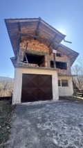 Продава КЪЩА, област Ловеч, гр. Троян • 85000 € / 166245.55 лв. • 84867045 1