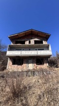 Продава КЪЩА, област Ловеч, гр. Троян • 85000 € / 166245.55 лв. • 84867045 4