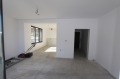 Продава КЪЩА, област Благоевград, гр. Разлог • 208500 € / 407790.55 лв. • 70005127 11