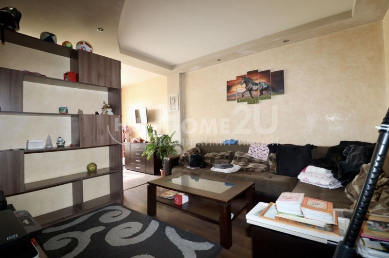 En venta  1 dormitorio Pernik , Moshino , 46 metros cuadrados | 17822607