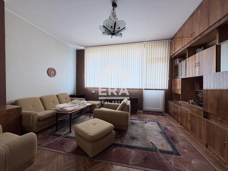 Продава 2-СТАЕН, гр. Силистра, Център, снимка 2 - Апартаменти - 56468912