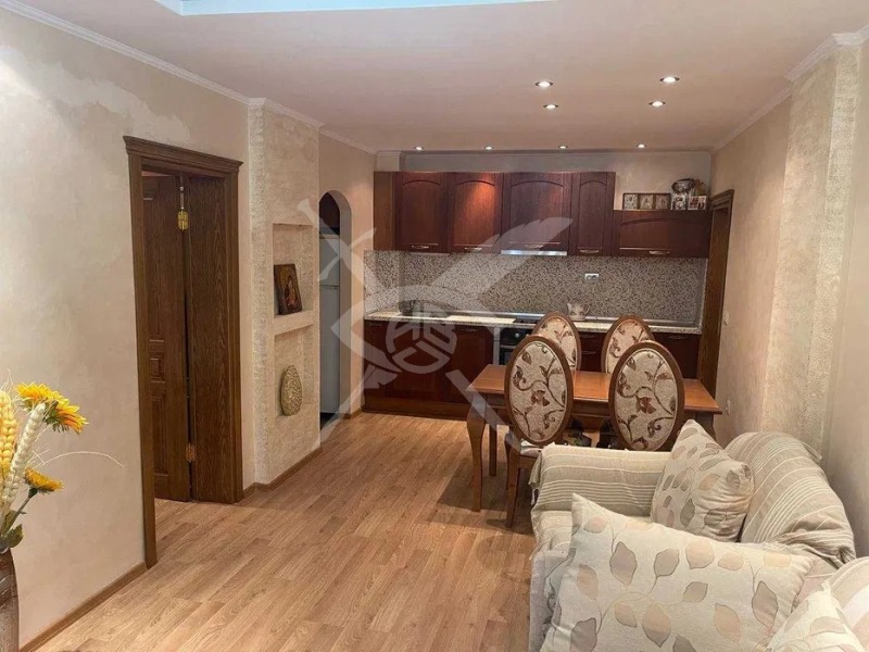 Продава 3-СТАЕН, гр. Бургас, Възраждане, снимка 3 - Апартаменти - 52823420