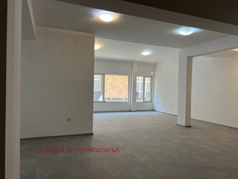 Te koop  Kantoor Sofia , Mladost 4 , 211 m² | 78221213 - afbeelding [7]