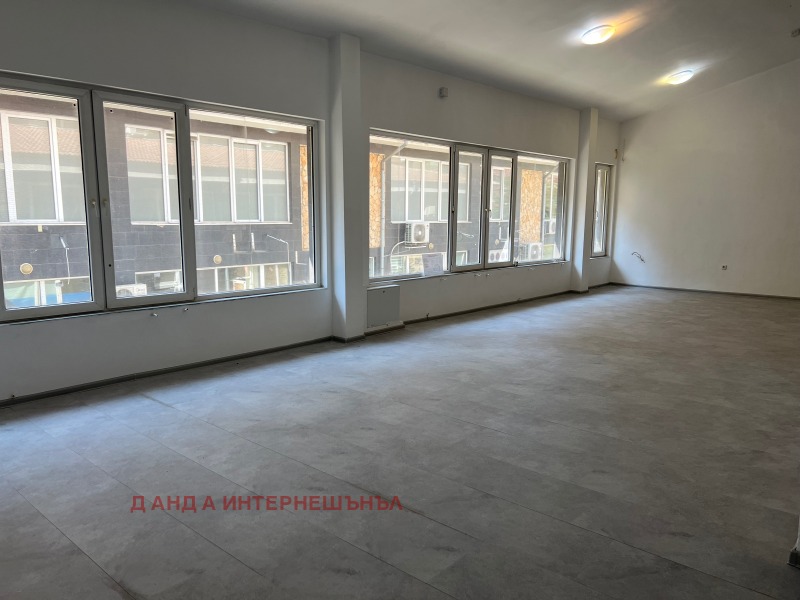 Te koop  Kantoor Sofia , Mladost 4 , 211 m² | 78221213 - afbeelding [4]