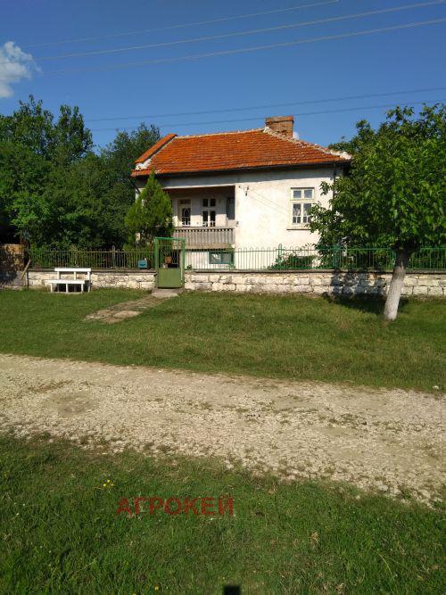 Продава  Къща област Враца , с. Нивянин , 150 кв.м | 38003712