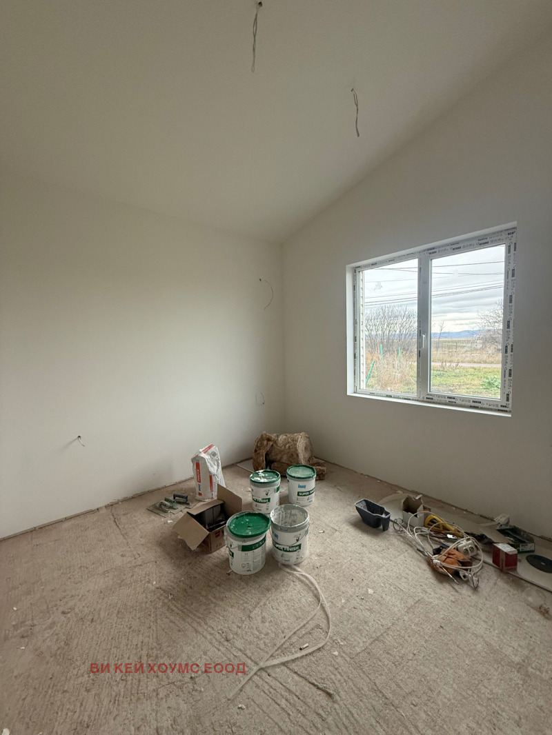 Продава КЪЩА, с. Пролеша, област София област, снимка 13 - Къщи - 52669607