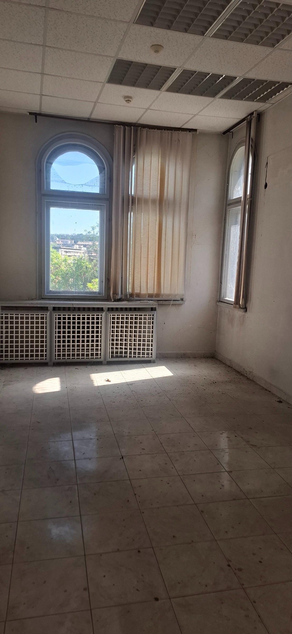 Продава ОФИС, гр. Попово, област Търговище, снимка 3 - Офиси - 55940951