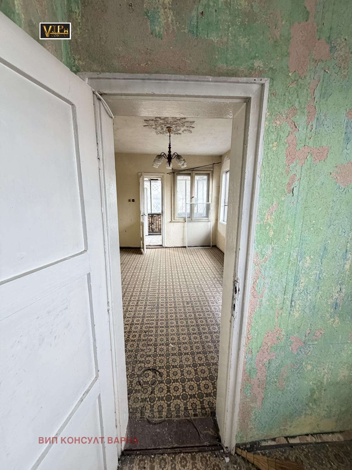 Продава ЕТАЖ ОТ КЪЩА, гр. Варна, Аспарухово, снимка 3 - Етаж от къща - 53908065