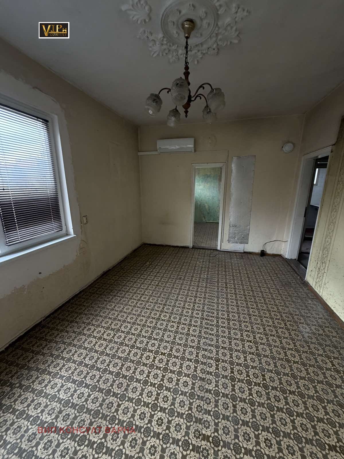 Продава ЕТАЖ ОТ КЪЩА, гр. Варна, Аспарухово, снимка 10 - Етаж от къща - 53908065