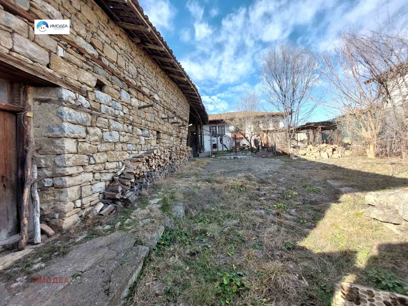 Продава КЪЩА, с. Самоводене, област Велико Търново, снимка 2 - Къщи - 54336429