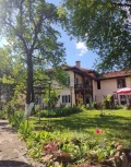 Продава КЪЩА, област Габрово, с. Янтра • 135000 € / 264037.05 лв. • 95210600 4