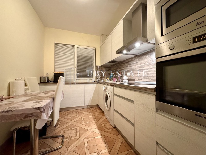 Продава  3-стаен град Пловдив , Тракия , 68 кв.м | 93864339