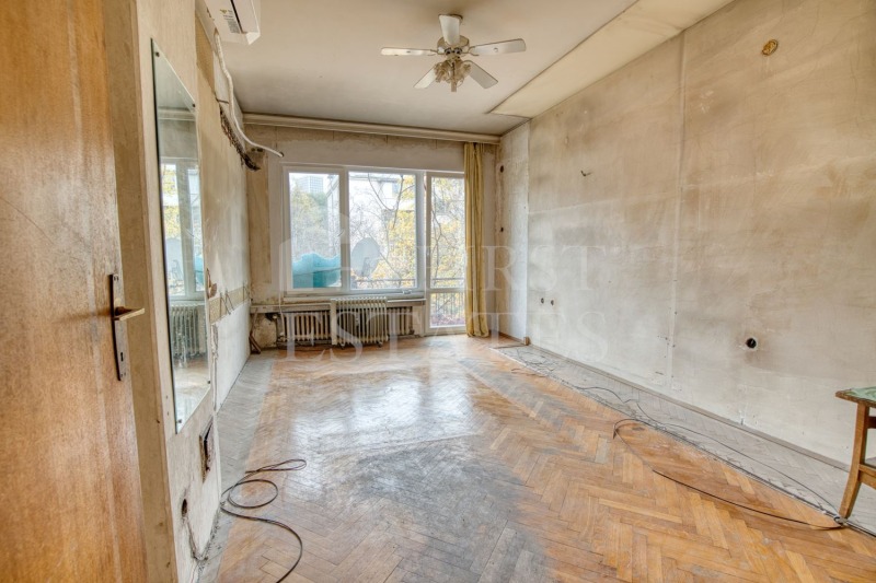 Продава 3-СТАЕН, гр. София, Лозенец, снимка 2 - Апартаменти - 52639514