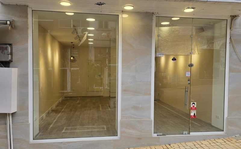 Продава КЪЩА, гр. Петрич, област Благоевград, снимка 2 - Къщи - 52506222