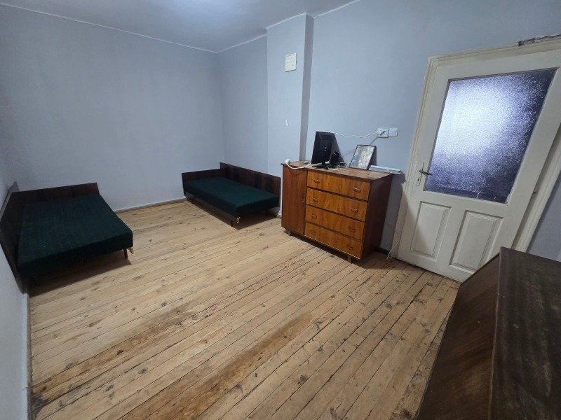 Продава КЪЩА, гр. Петрич, област Благоевград, снимка 8 - Къщи - 52506222